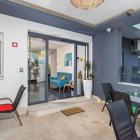 Cozy In With Wifi Pula