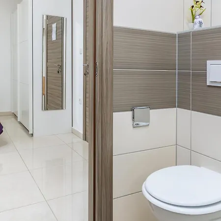 Cozy In With Wifi Апартаменти