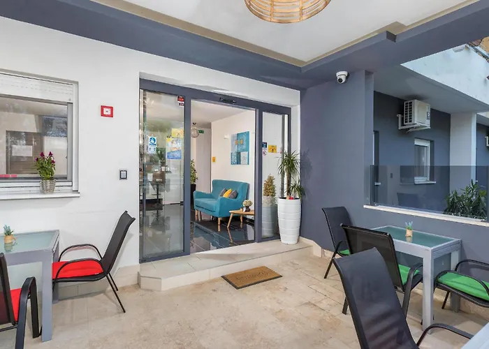 Cozy In With Wifi Pula