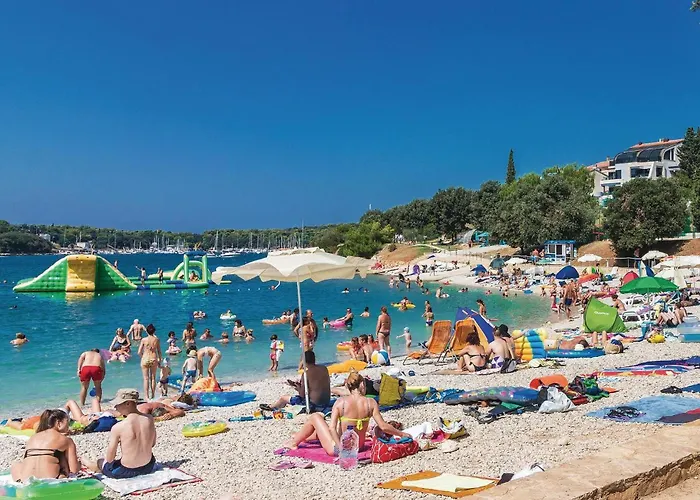 Cozy In With Wifi Appartement Pula